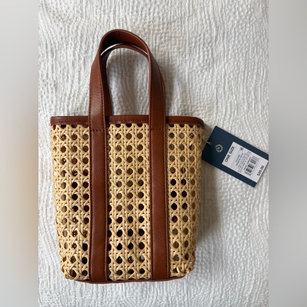 Universal Thread Beige Woven Tote with Brown Trim